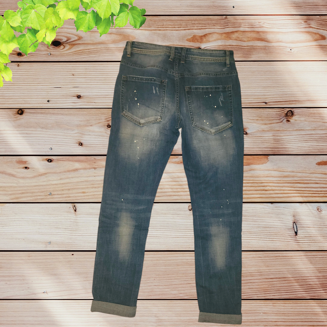 IS.1.05040-marked jeans